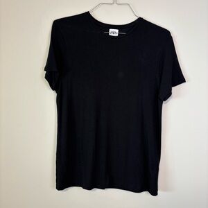 Zara Men's Short Sleeve Black Tee